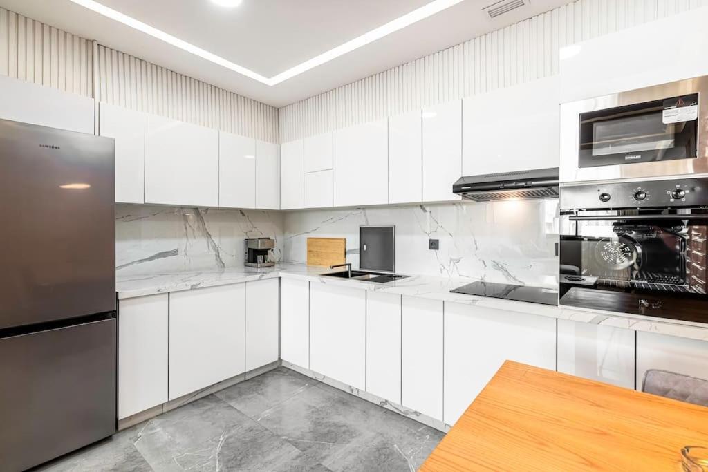 Modern And Luxurious Apartment Рабат Екстериор снимка